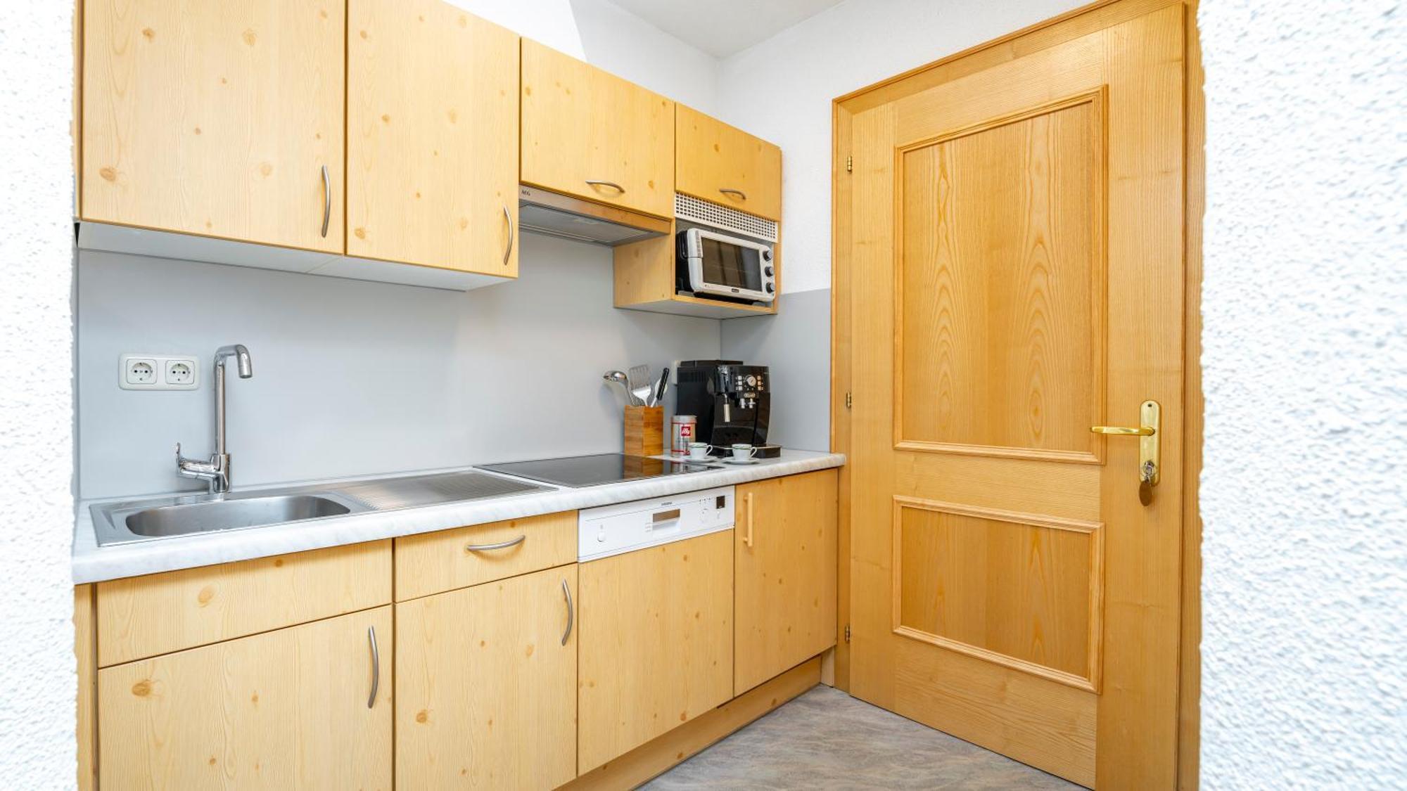 Haus Christaldo Bed & Breakfast Санкт Антон ам Арлберг Екстериор снимка