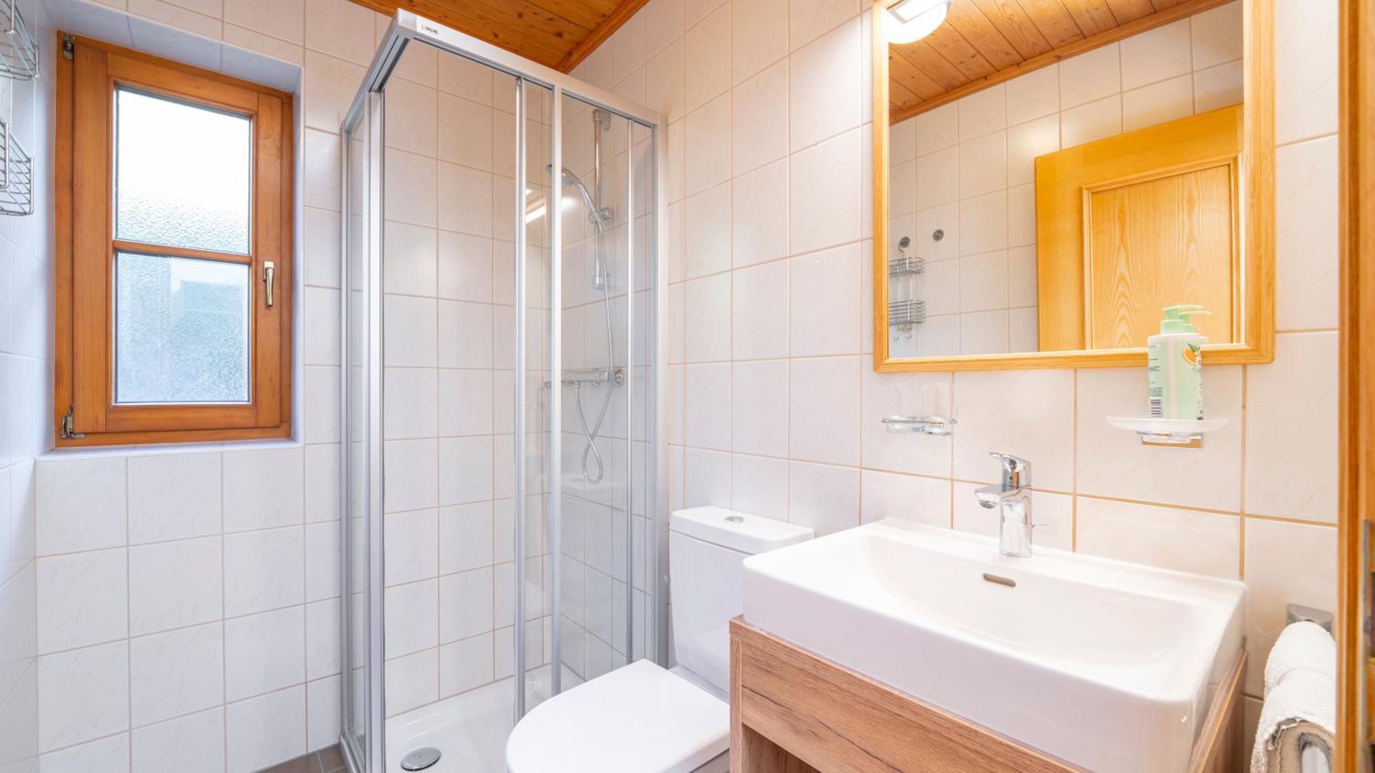 Haus Christaldo Bed & Breakfast Санкт Антон ам Арлберг Екстериор снимка