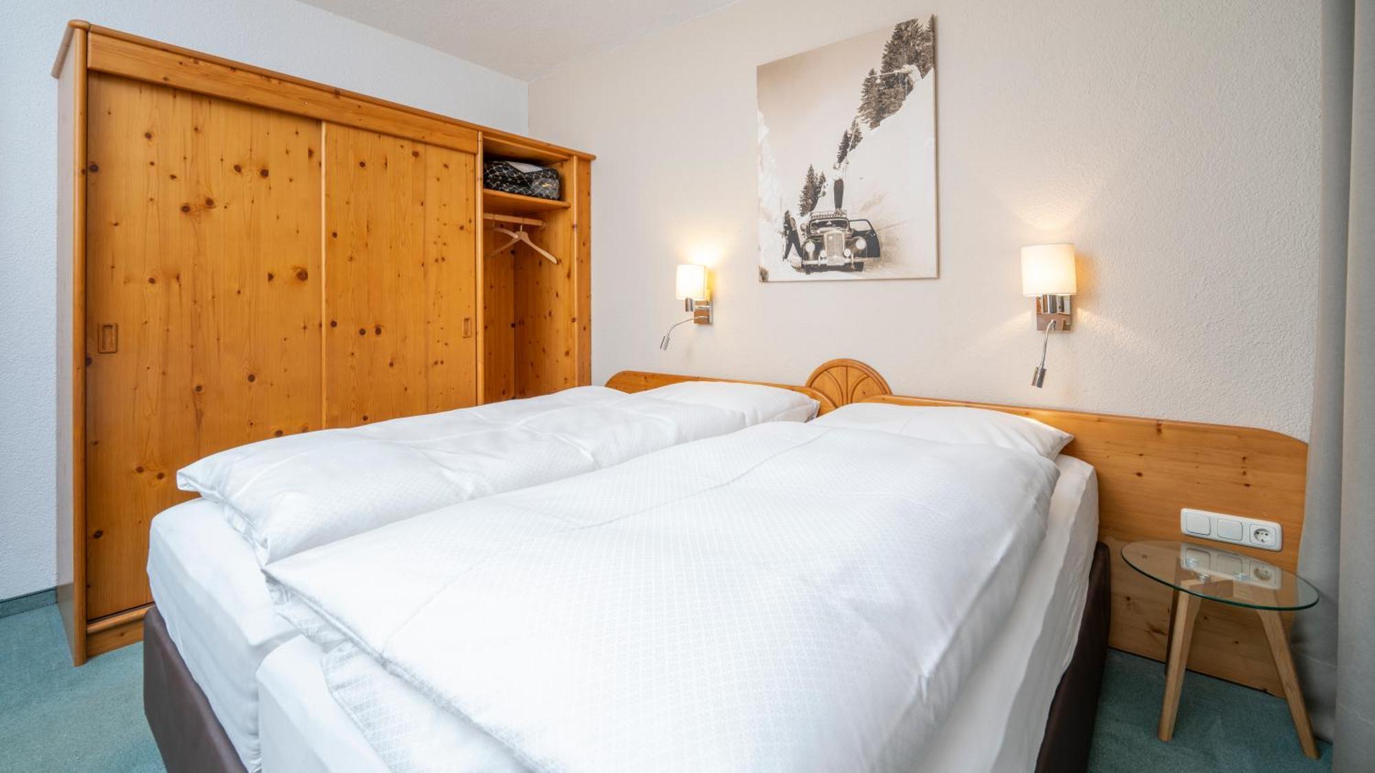 Haus Christaldo Bed & Breakfast Санкт Антон ам Арлберг Екстериор снимка